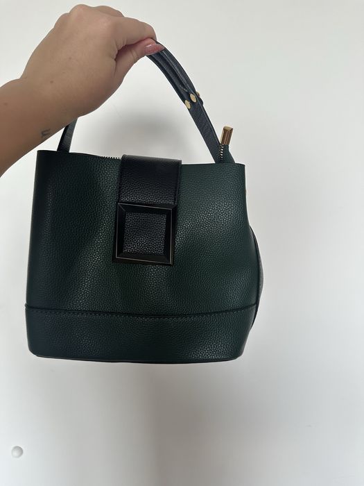 Чисто нова дамска чантичка