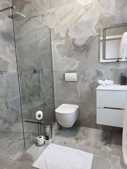 Apartament de incheiat