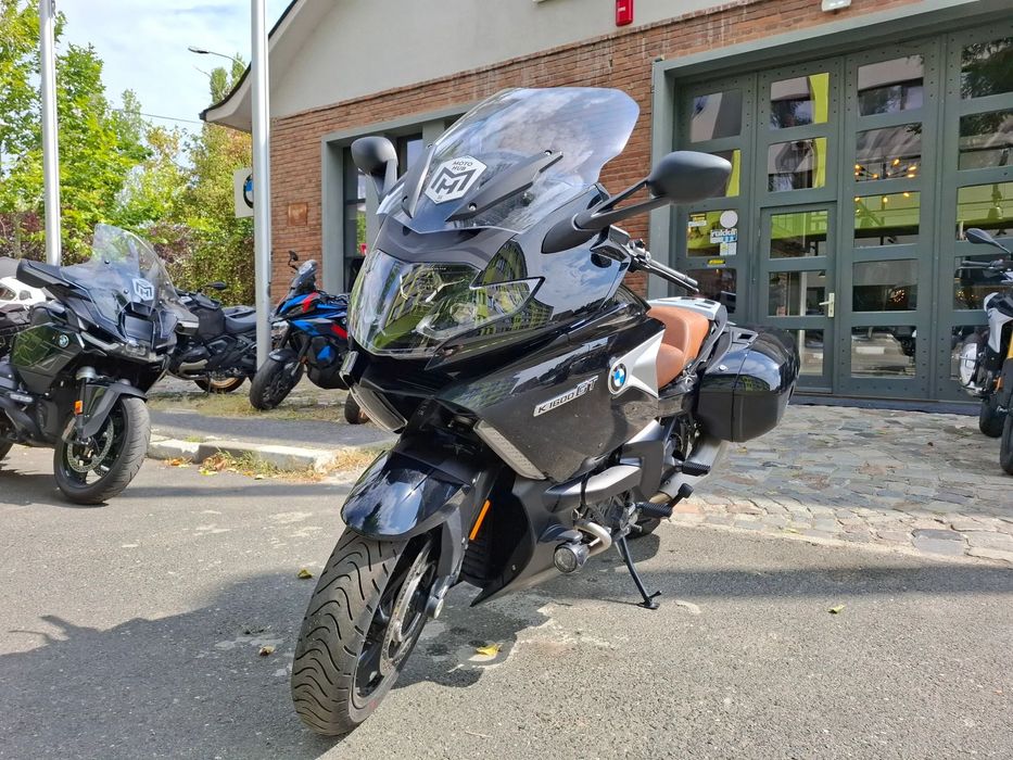 BMW K1600GT