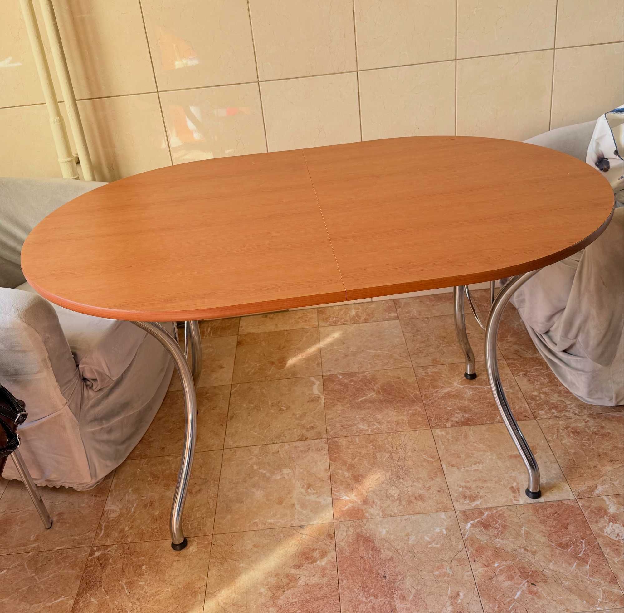 Masa lemn de bucatarie dining ovala 135 cm lungime