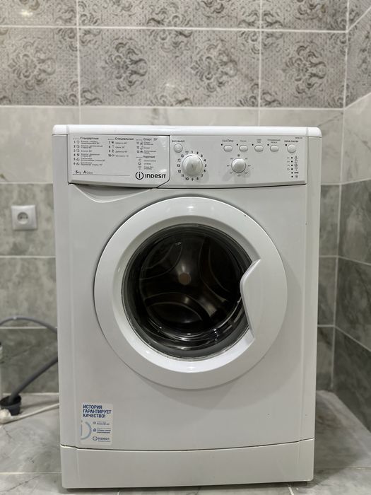 Стиральная машина Indesit