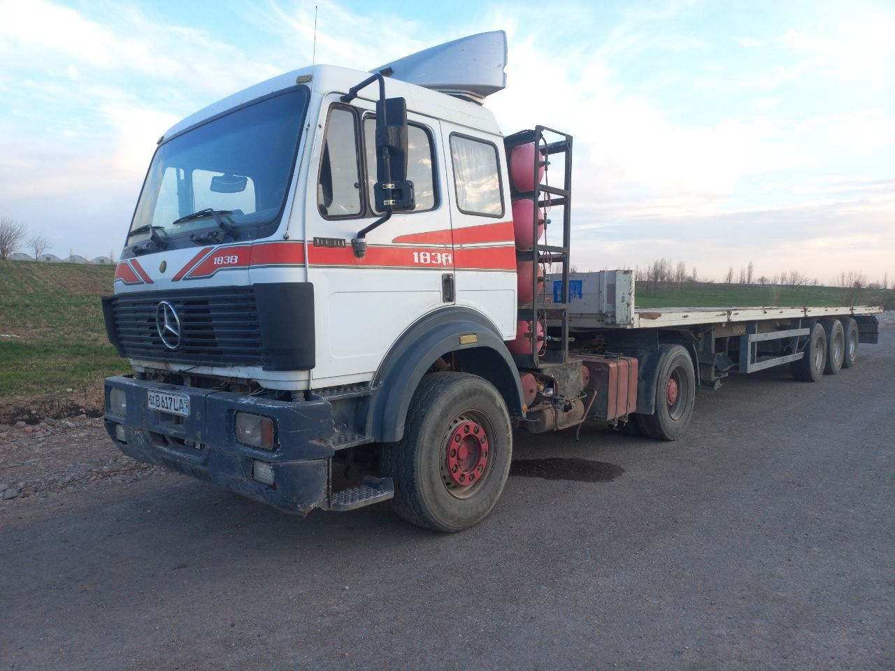Mercades Benz 1838 sotiladi