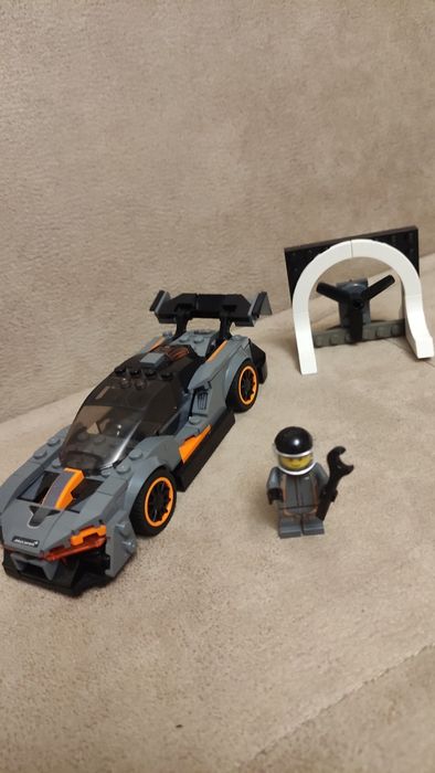 LEGO® Speed Champions 75892 - McLaren Senna , 219 части