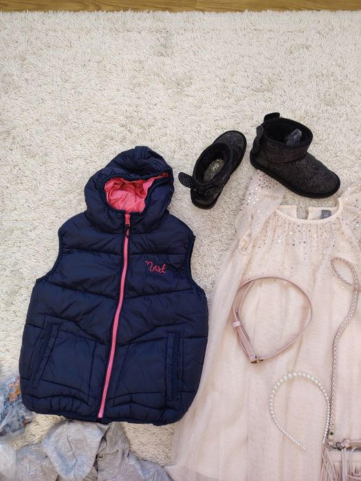 Lot hainute fetita 8-9ani