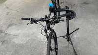 Bicicleta montain bike cube marime 23 roti 29