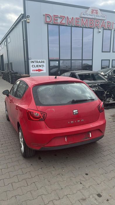 Dezmembram Seat Ibiza 1.4 benzina din 2014