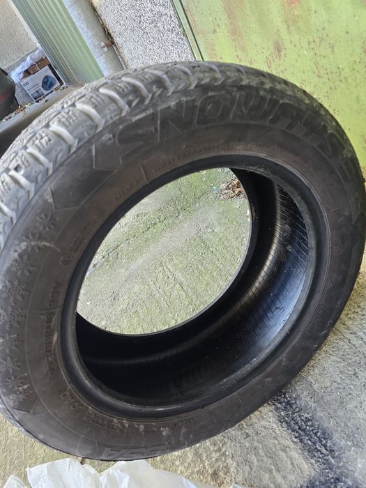 Зимни гуми 225/55/16 lassa