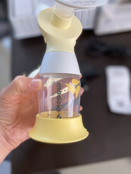 Двуфазна електрическа помпа за кърма Medela