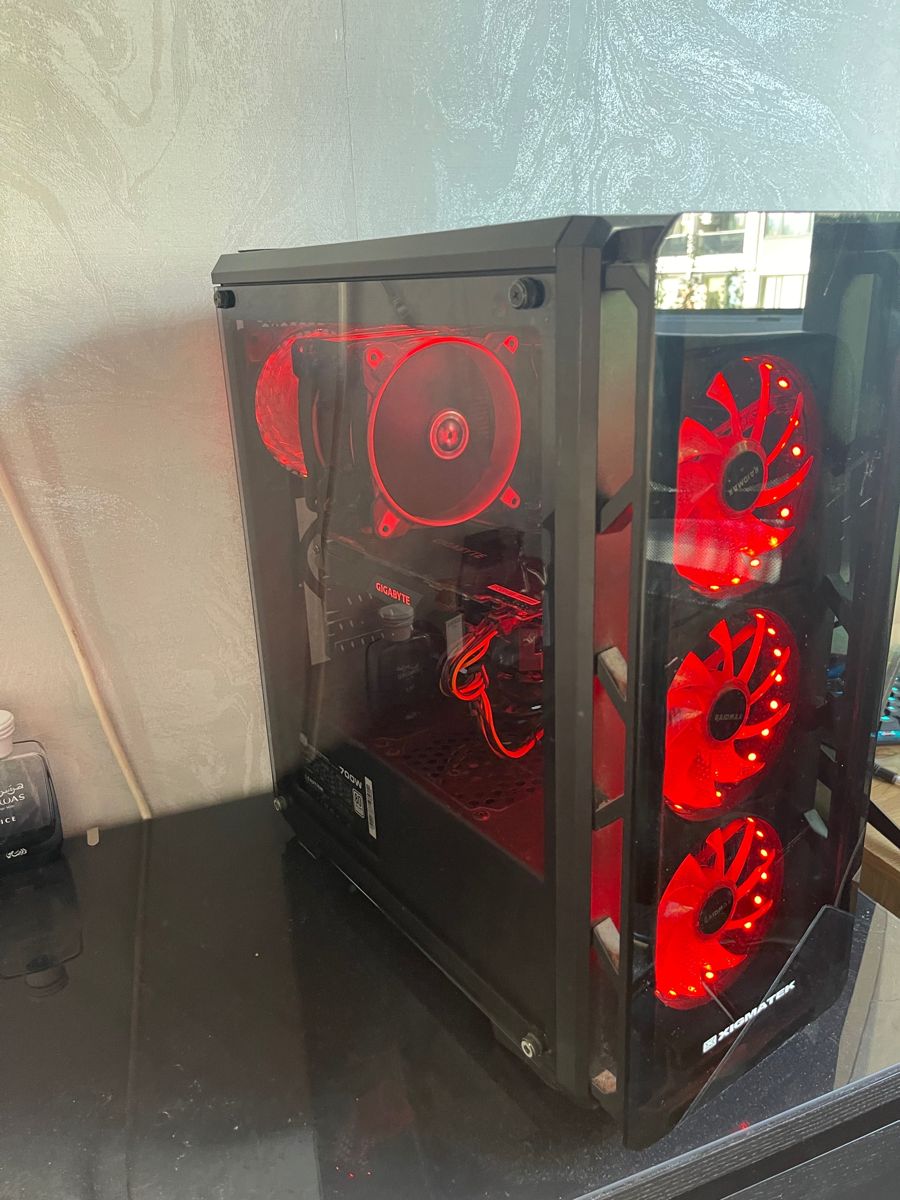 Продавам процесор R5 3600X, дъно Gigabyte Aorus B450, 16GB Ram