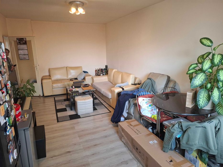 Продава се Двустаен апартамент в София, Фондови жилища - 44 кв.м за 2432 €/кв.м - Снимка #1