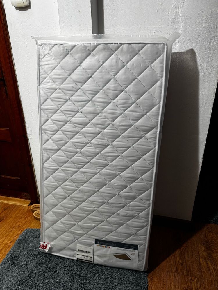 Pătuţ de fag 60x120 cm + saltea noua