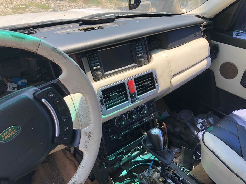 Dezmembrari Dezmembrari Piese piesa Dez range rover vogue 2003 3.0 d