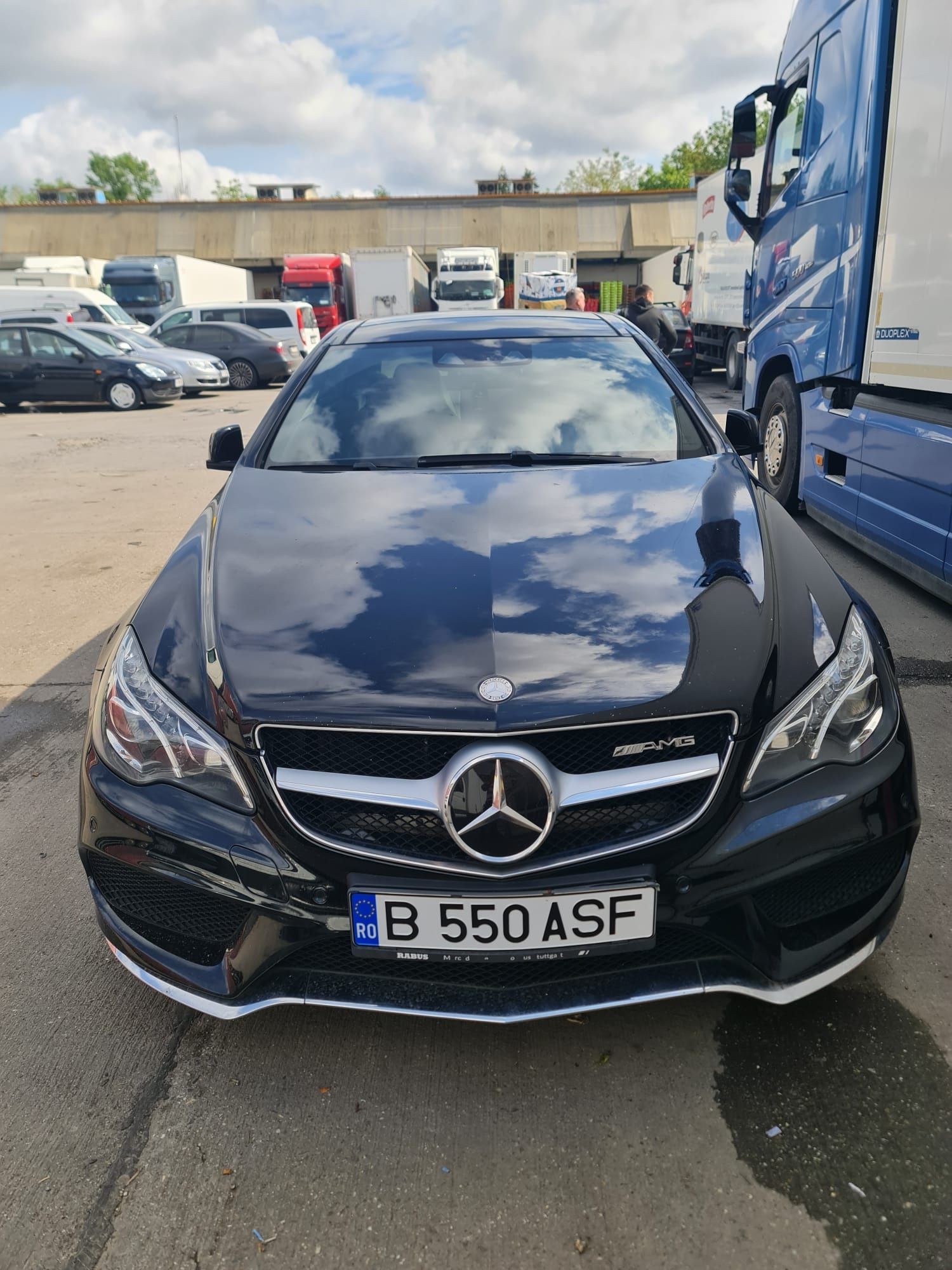 Mercedes-Benz E-Class AMG interior și exterior, 2.0 impecabila