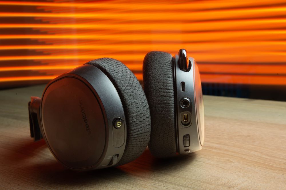 Casti gaming Steelseries arctis 7