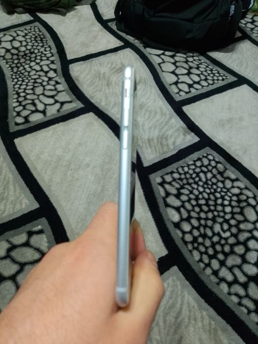 iPhone 6 funcțional baterie 98% cu ecran spart