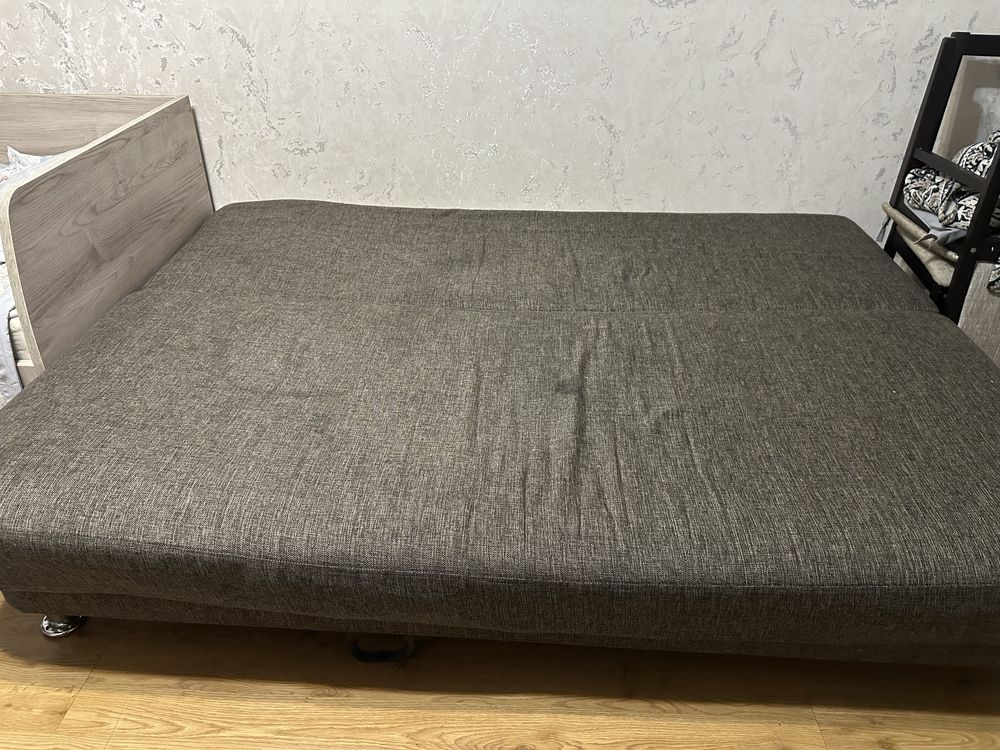 Продам диван раскладной