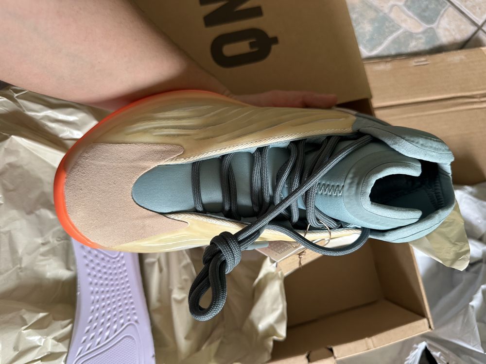 Pantofi Sport Adidas Yeezy QNTM Quantum Coral - 100% original