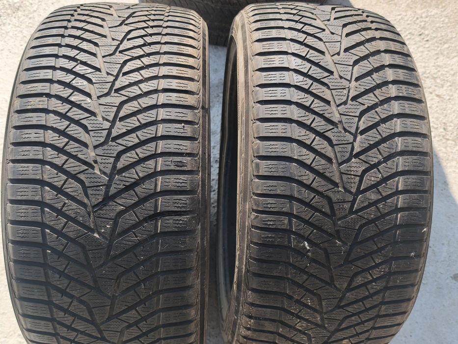 Продам зимние шины 265/35/20