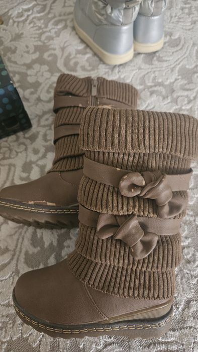 Продам сапожки детские