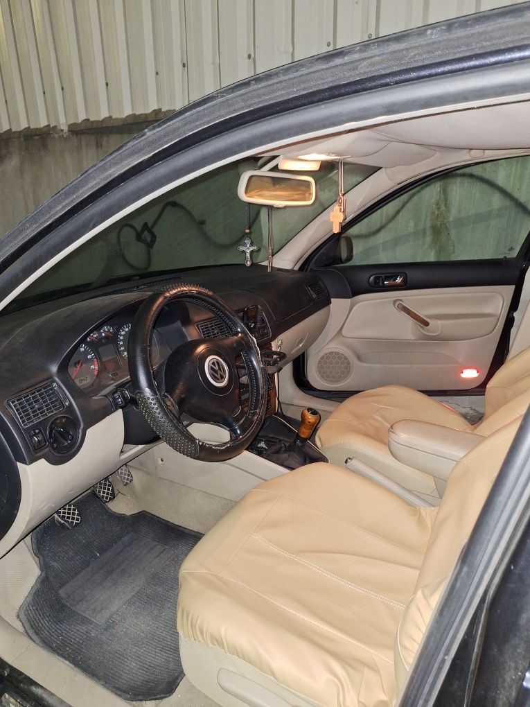 Vand golf 4 1.6 benzină