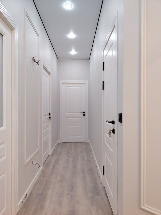 Учтановка межкомнатных дверей..