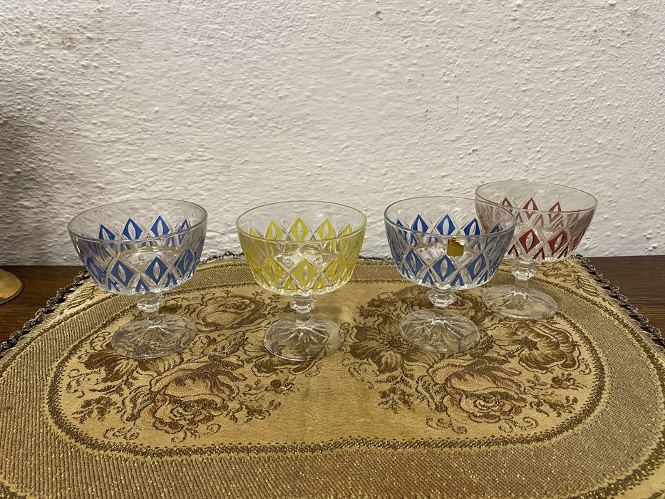 Винтидж кристални чаши 1950 1970 ръчна украса колекция
