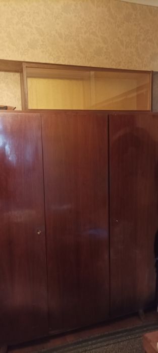 деревянная книжная полка