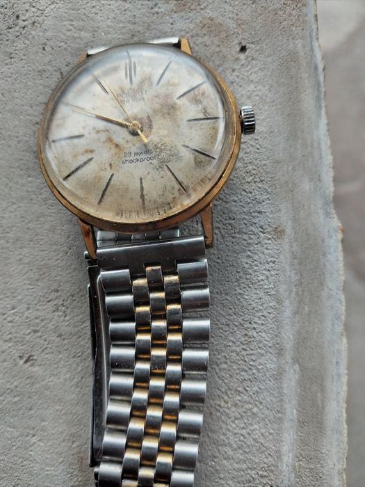 Стар часовник "Пальот"