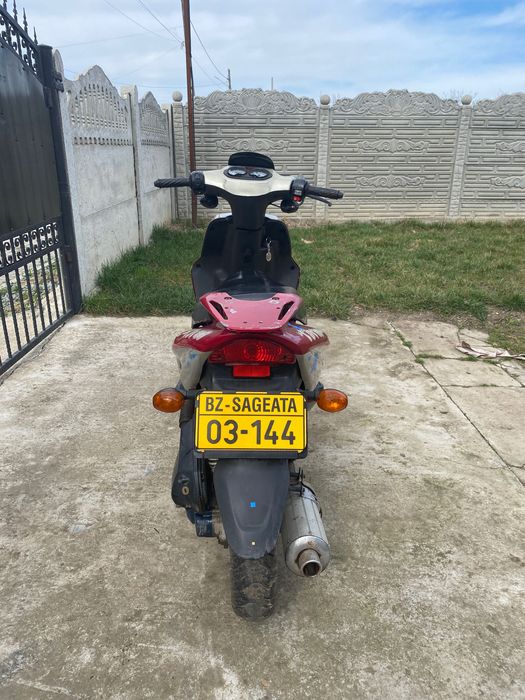 Vând scuter 49cc puțin negociabil