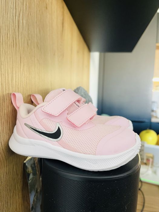 Nike розово детски маратонки, 22 номер, нови