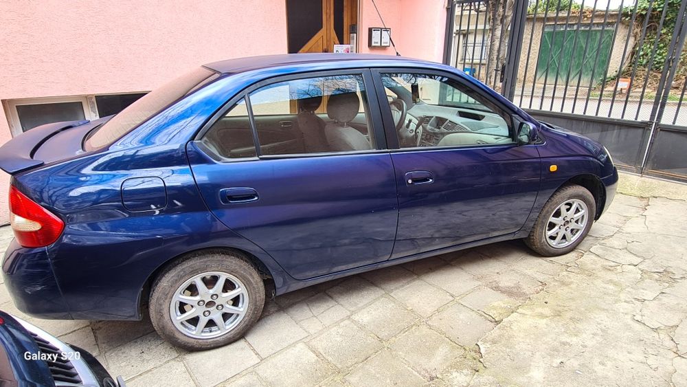 Toyota prius 1.5 hybrid