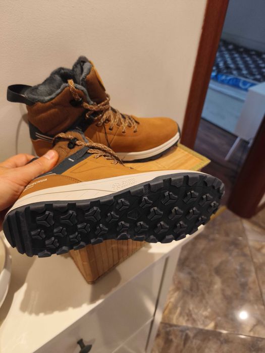 Зимни обувки нови