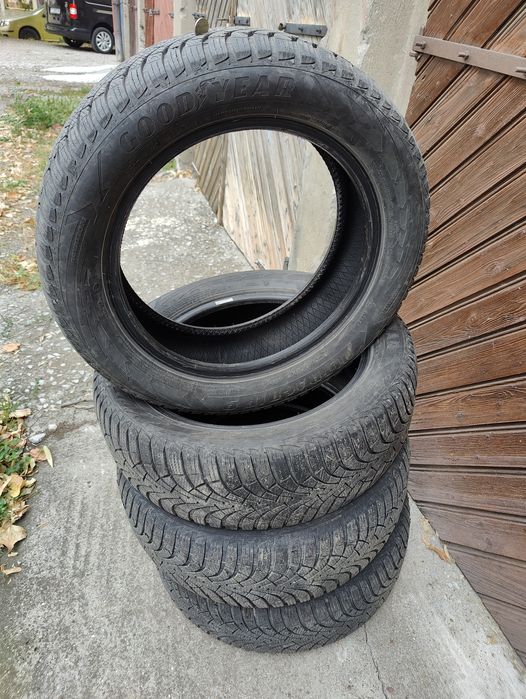 205/55 R16 4 броя Зимни гуми good year. DOT 2218.