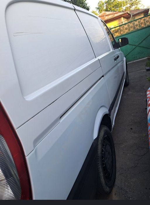 Vând Mercedes Vito
