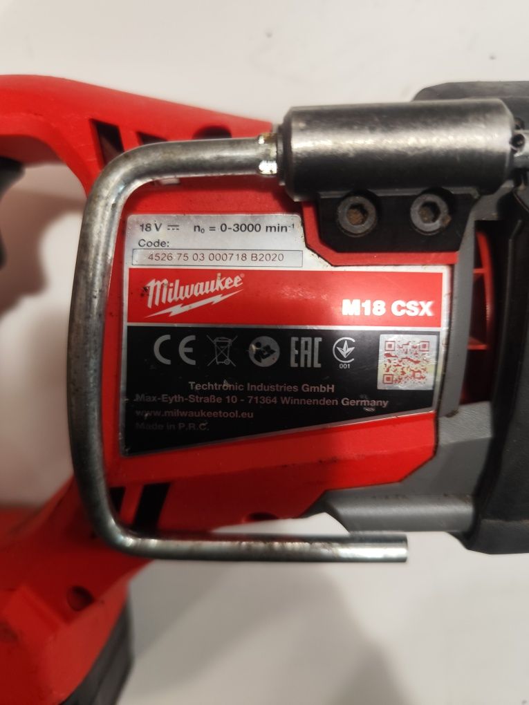 Безчетков акумулаторен саблен трион Милуоки Milwaukee M18 CSX + 5Ah