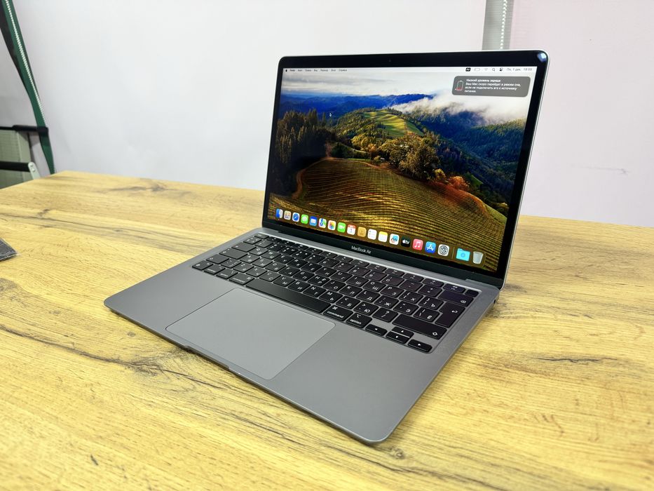 MacBook Air 13 M1/8GB/256GB/92% Kaspi 0-0-24