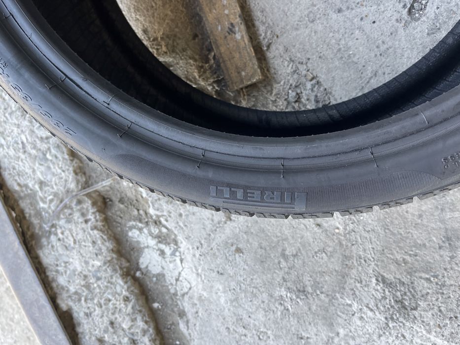 4 anvelope de iarna Pirelli 235/35/19