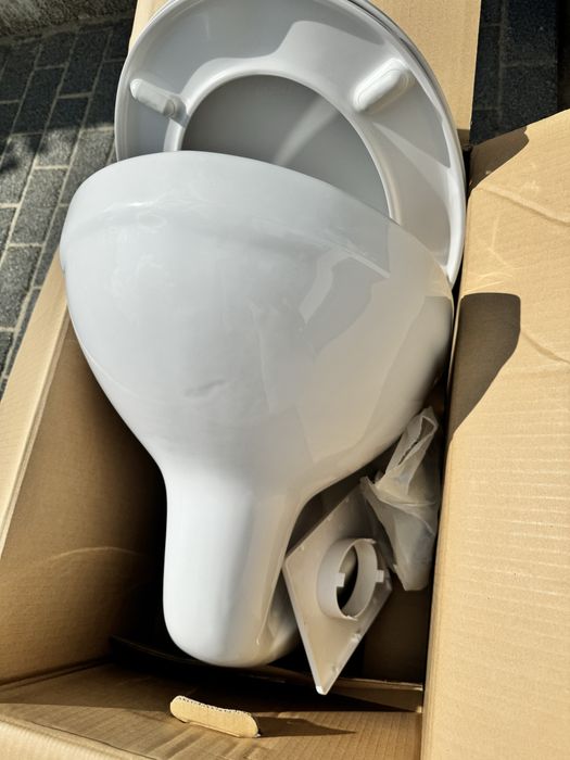 Vas toaleta cu capac si clapeta de actionare Grohe