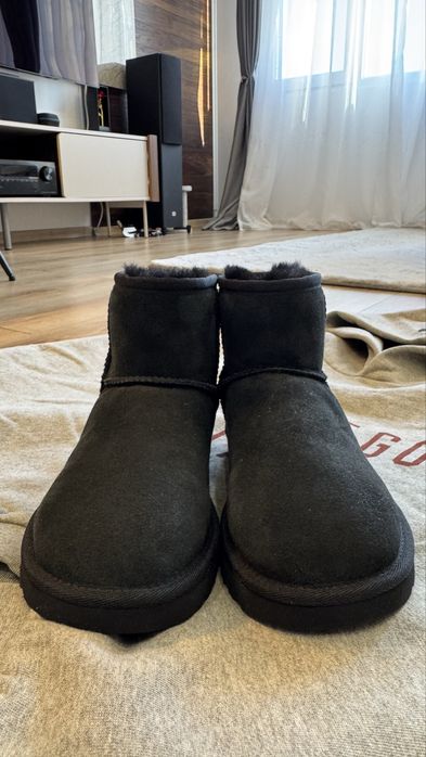 Оригинален UGG Classic Mini Ld00 Black 36