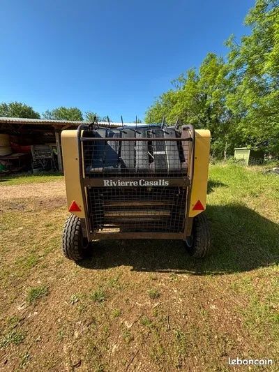 Presa baloti rotunzi mici Rivière Casalis rc 114