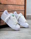 Vând adidas nou nouți