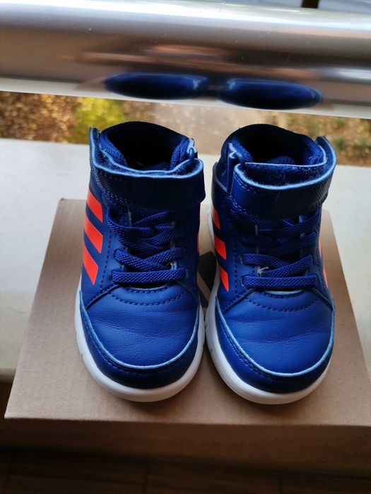 Бебешки маратонки Nike, Adidas