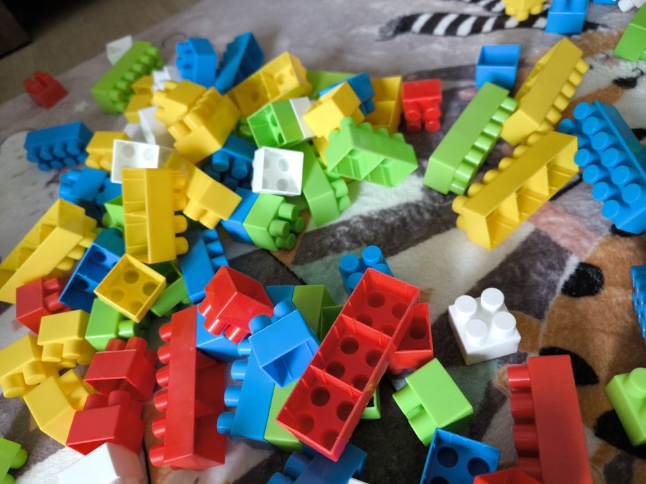 Set cuburi de construcție – stare foarte bună