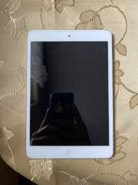 Tableta iPad defecta