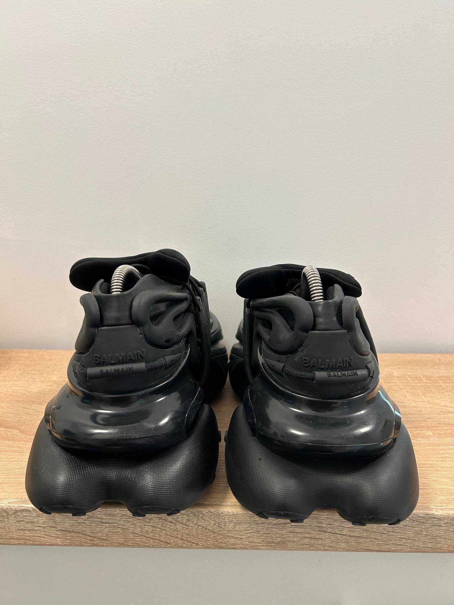 Balmain Leather Unicorn low-top sneakers - Balenciaga Triple S Sneaker