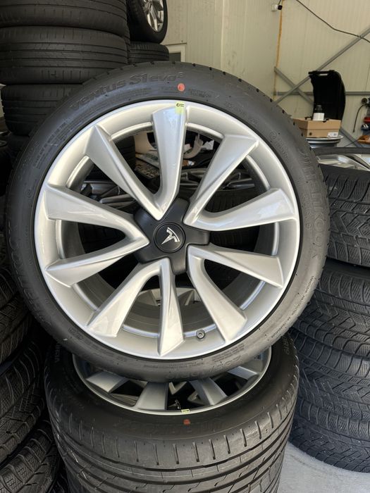 jante tesla model 3 noi 0 km anvelope 235 40 19 96w hankook