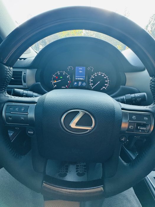 Продаётся лексус Lx460