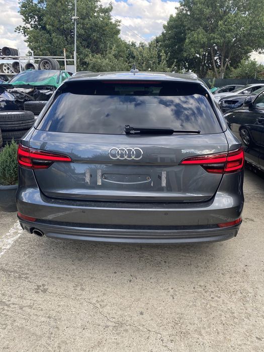 Rezervor Adblue  cu pompă Audi A4 B9 2.0 tdi