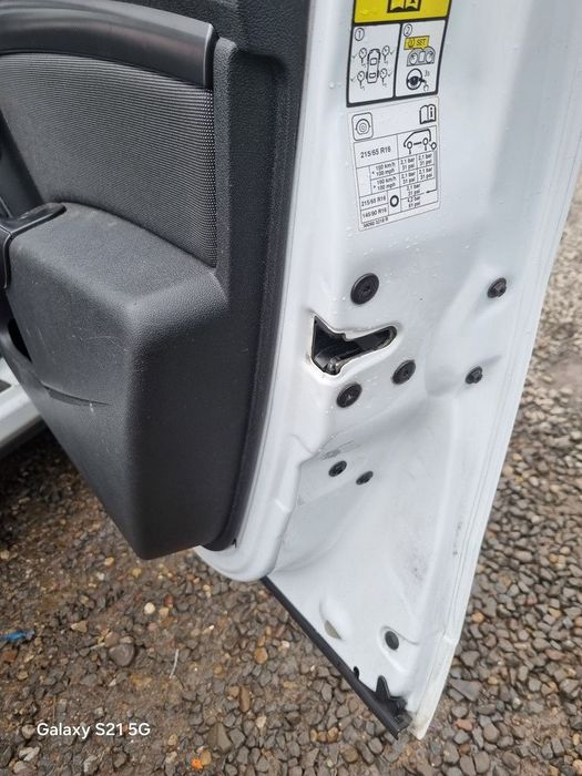 Usa Dreapta Fata Dacia Duster Facelift 2013 - 2018 SUV 4 Usi Blanc Glacier 369 (1384)