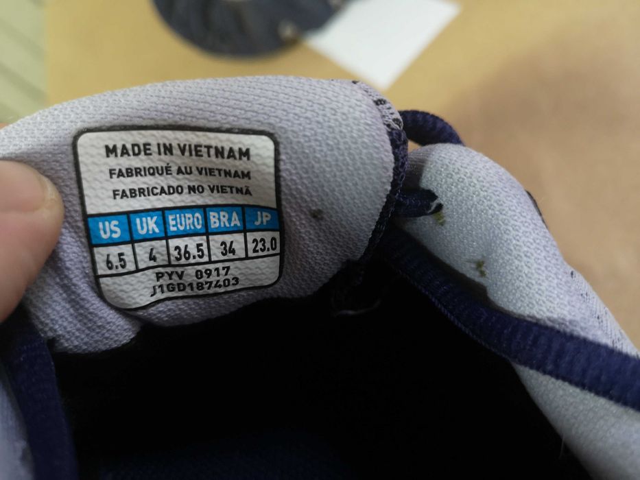''Mizuno Wave Rider 21 Gore-Tex''оригинални маратонки 37 номер